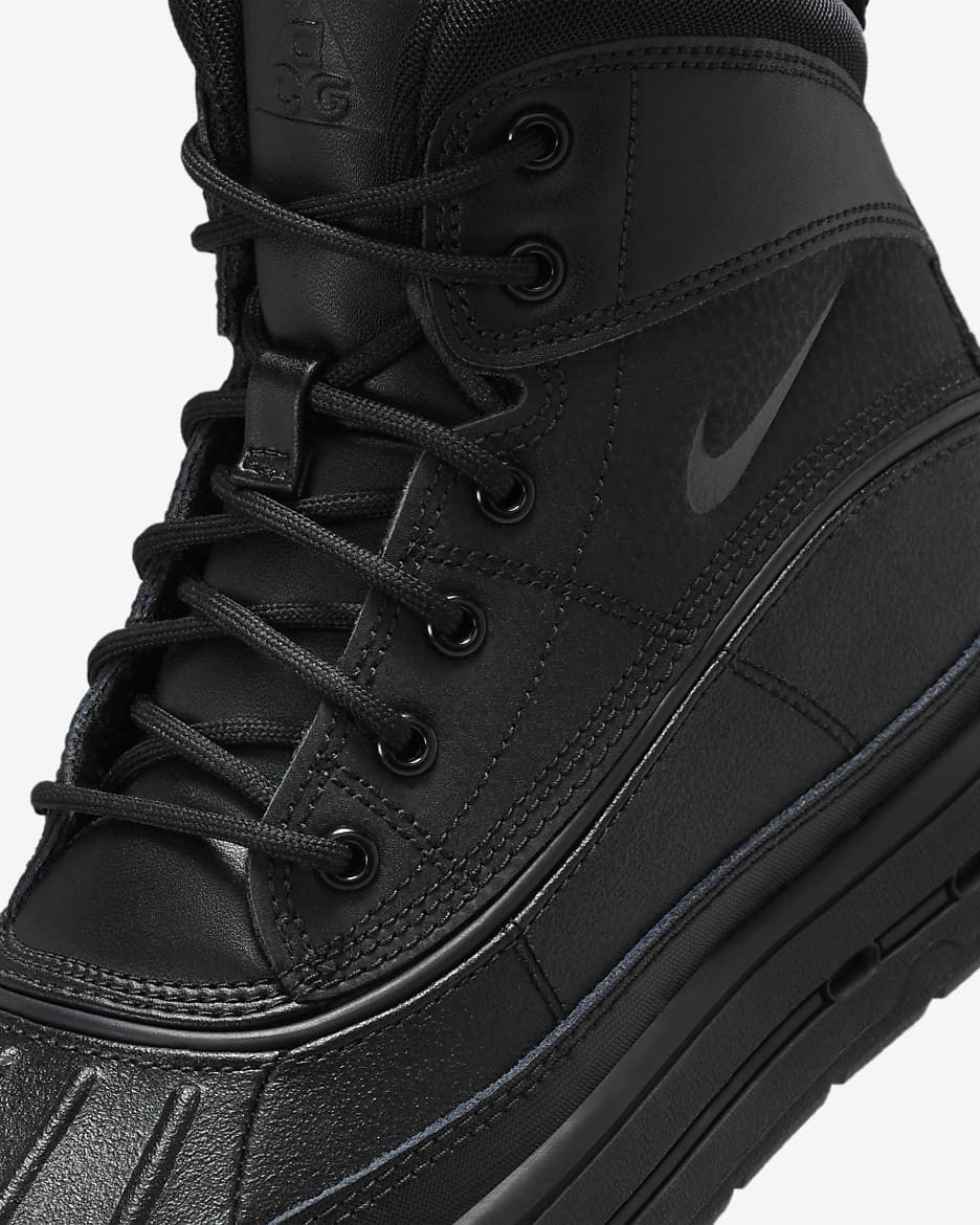 Black nike boots for boys on sale